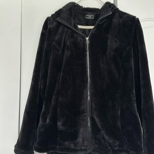 Black polyester faux fur zipper with attached hood